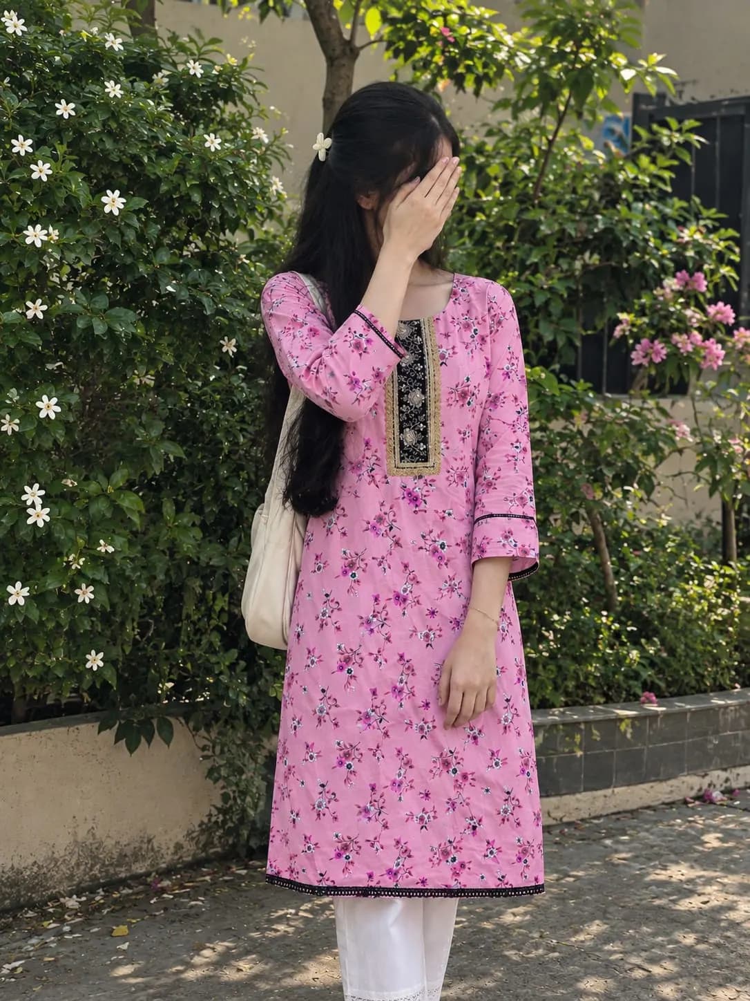 Women's Pink Floral Printed Cotton Kurti